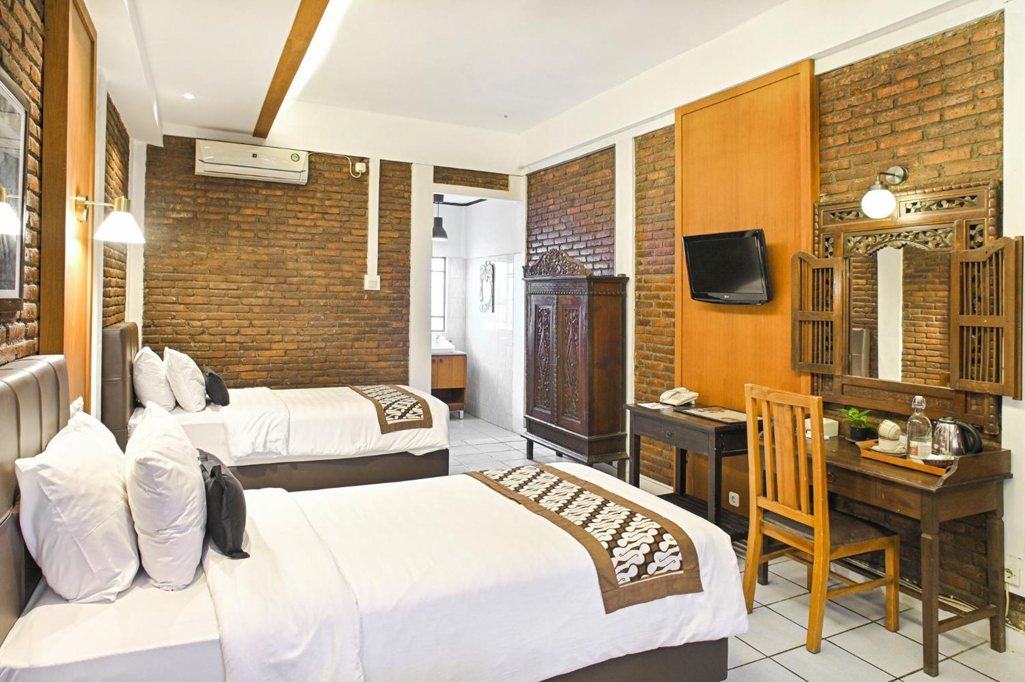 Paku Mas Hotel Maguwo Dış mekan fotoğraf