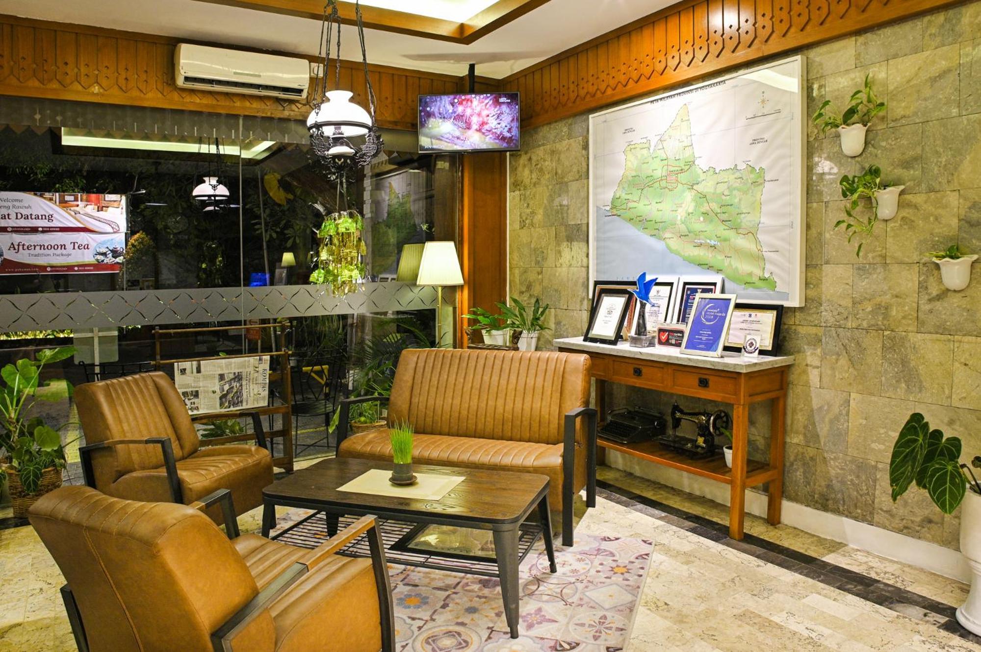 Paku Mas Hotel Maguwo Dış mekan fotoğraf